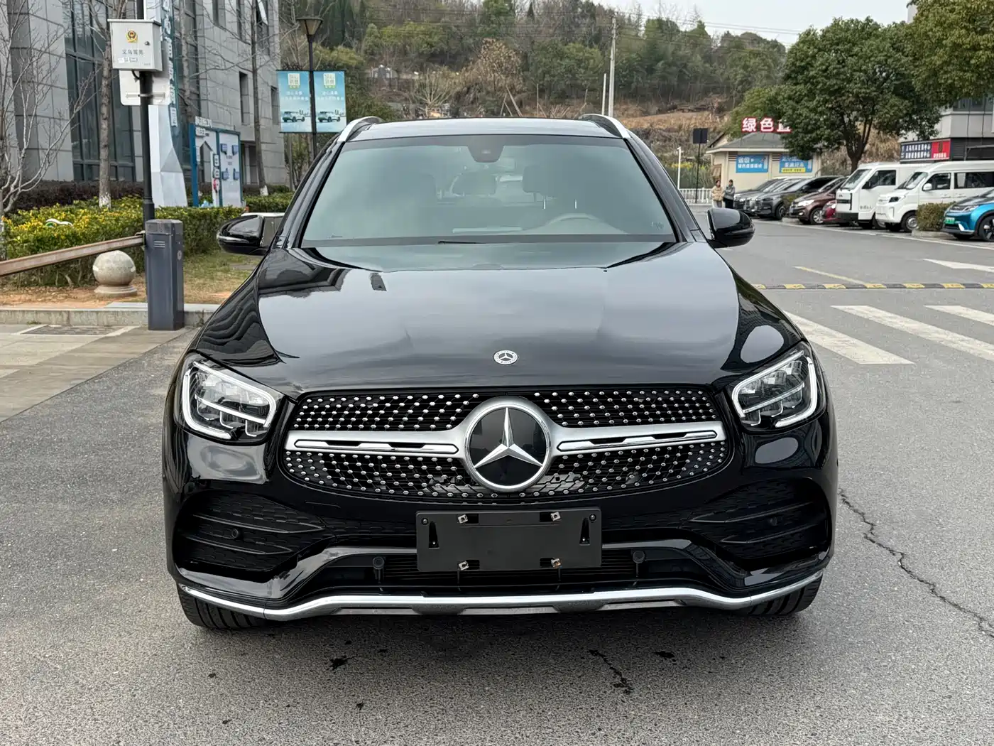 Mercedes-Benz GLC 2022 GLC 300 L 4MATIC Dynamic Collector's Edition фото 3