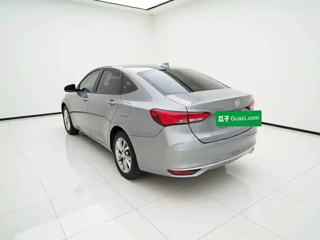 Фото 4 - Buick Verano