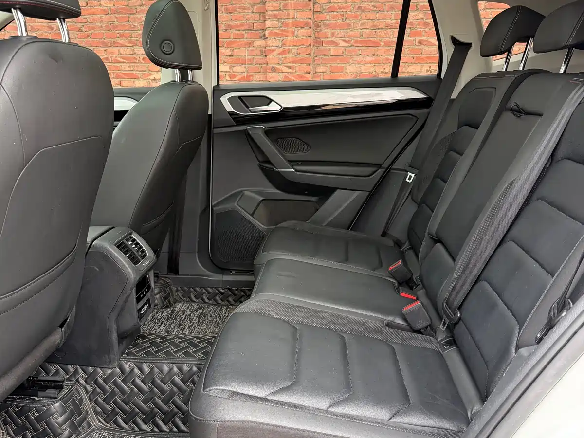 Volkswagen Tayron 2020 330TSI 2WD Luxury Smart Edition фото 10