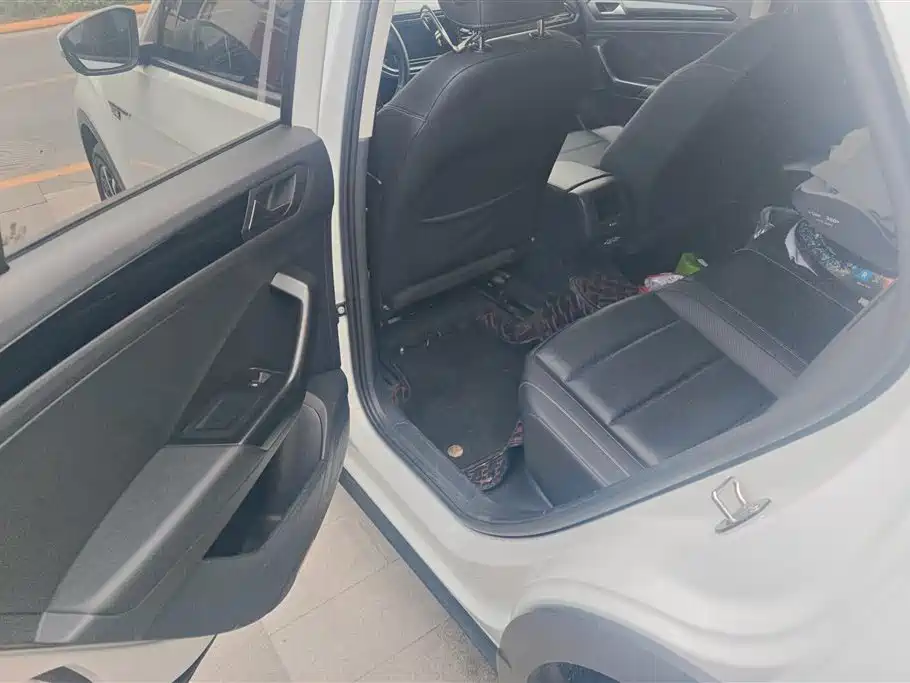 Volkswagen T-ROC 2020 280TSI DSG 2WD Comfort фото 11