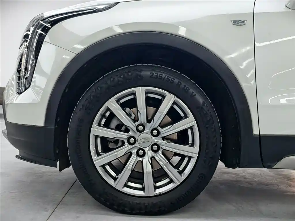 Cadillac XT4 2021 28T FWD Premium Edition фото 23