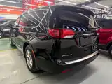 Фото 17 - Chrysler Pacifica