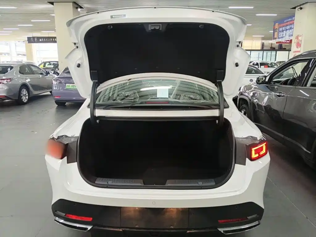 Changan Eado PHEV 2026 2025 Smart New Blue Whale 145KM Battleship Edition