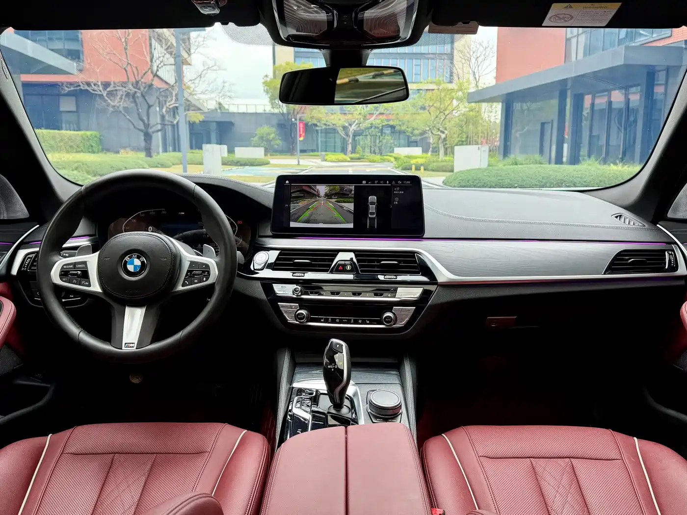 BMW 5 Series 2022 530Li Leading M Sport Package фото 17