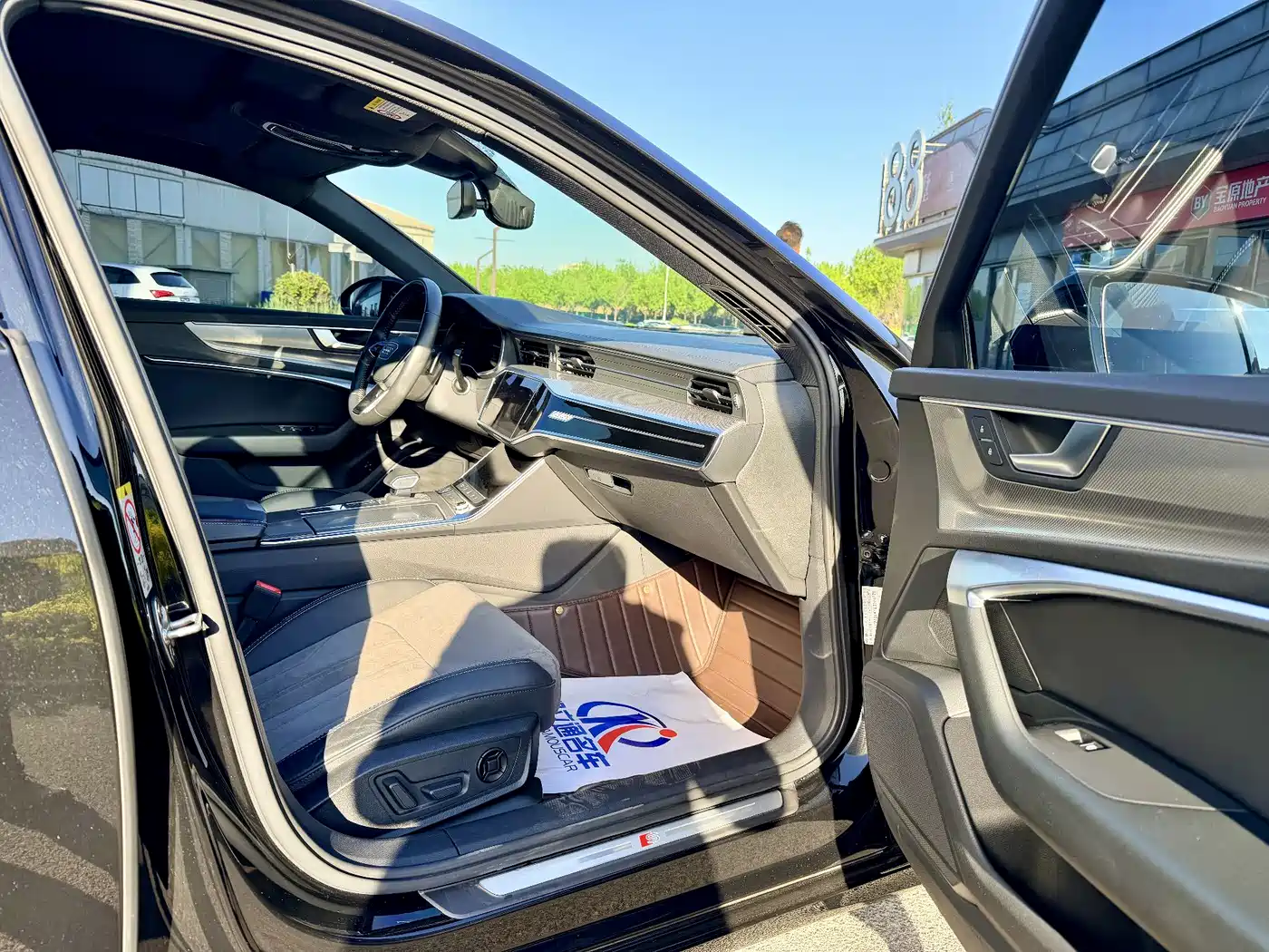 AUDI A6L NEW ENERGY