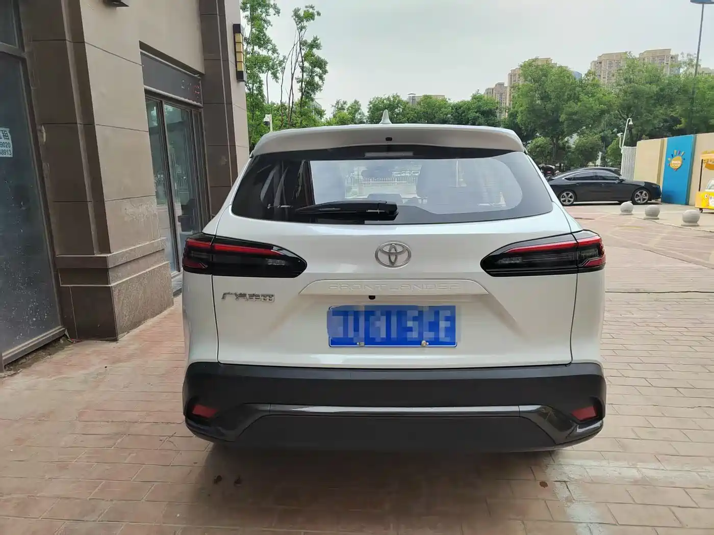 Toyota Frontlander 2025 2.0L CVT Mid Version фото 3