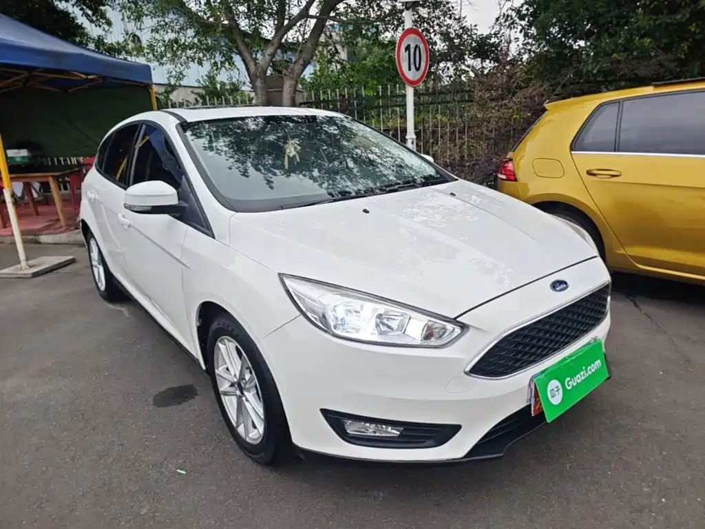 Фото 4 - Ford Focus