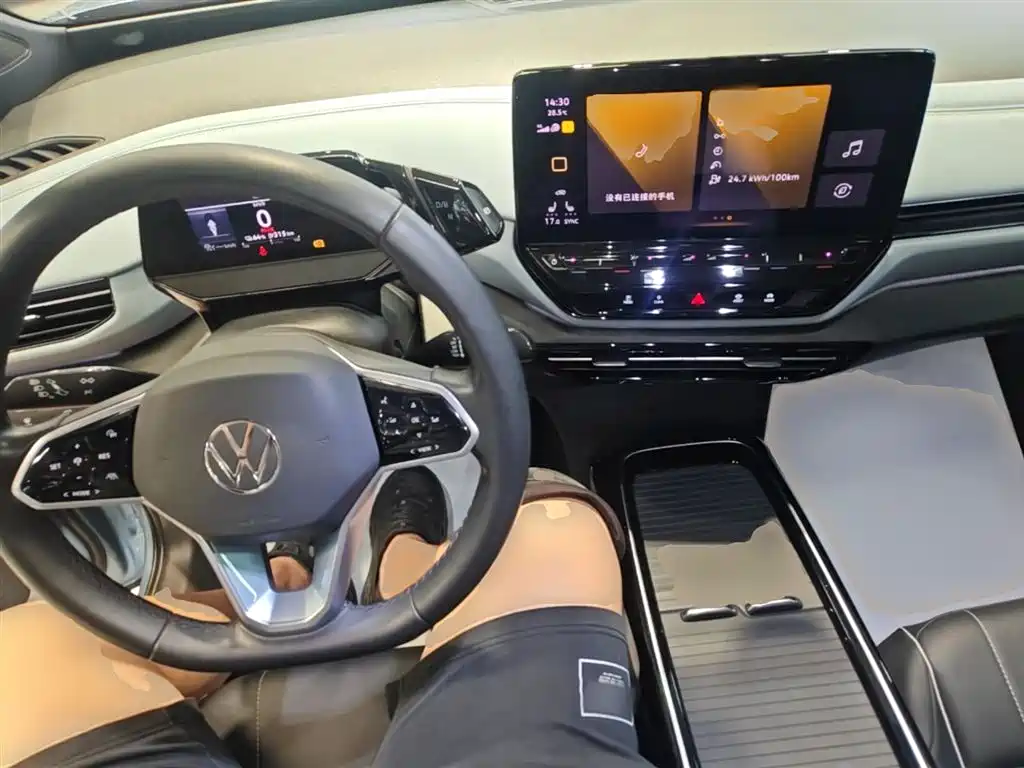 Volkswagen ID.4 X 2022 Pure Long Range Edition фото 10