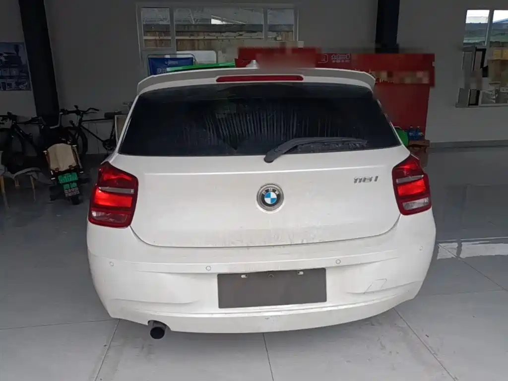 BMW 1 Series (Import) 2013 Facelift 116i Leading Model фото 6