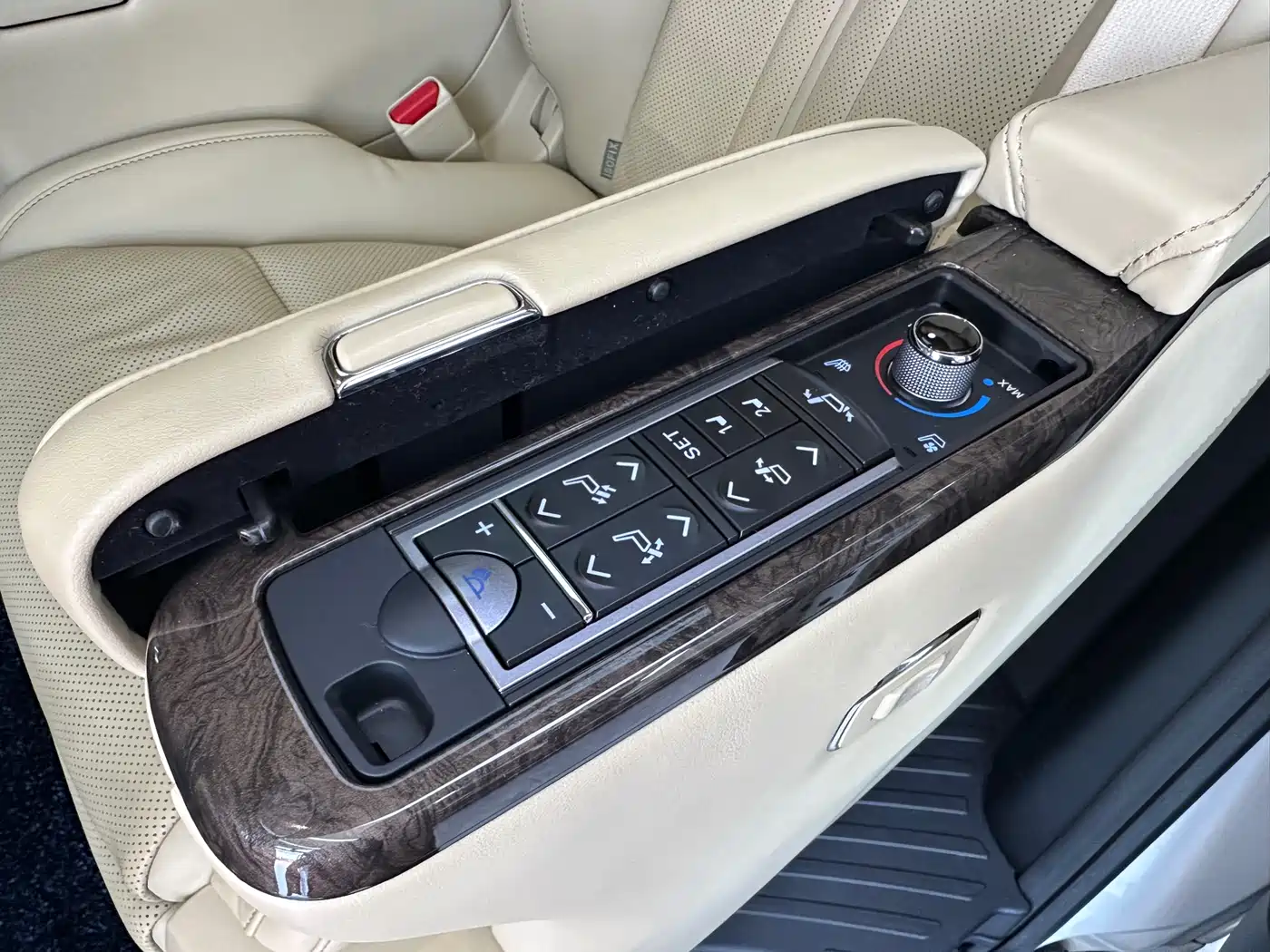 Toyota Vellfire 2021 Crown Hybrid 2.5L HV Premium Edition фото 15