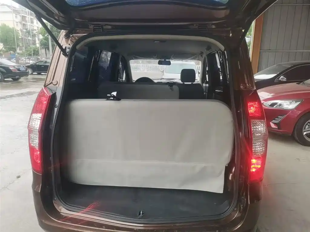 WULING AUTOMOBILE WULING HONGGUANG