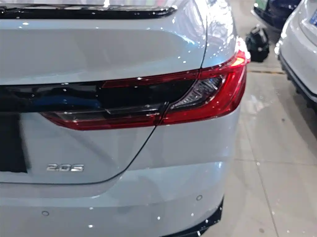 Toyota Camry 2024 2.0S Sport Edition фото 8