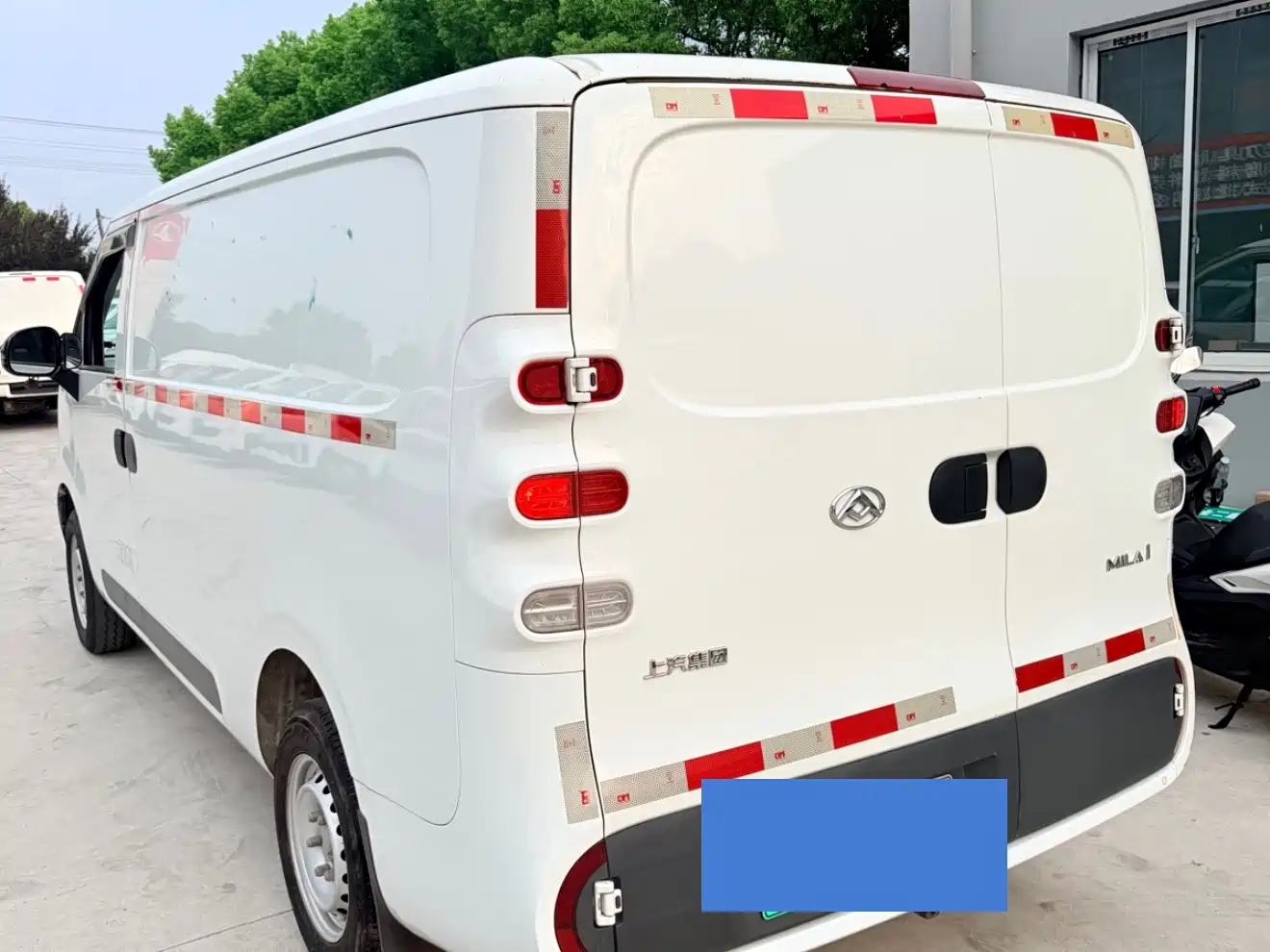 Photo 8 - Maxus Dana V1