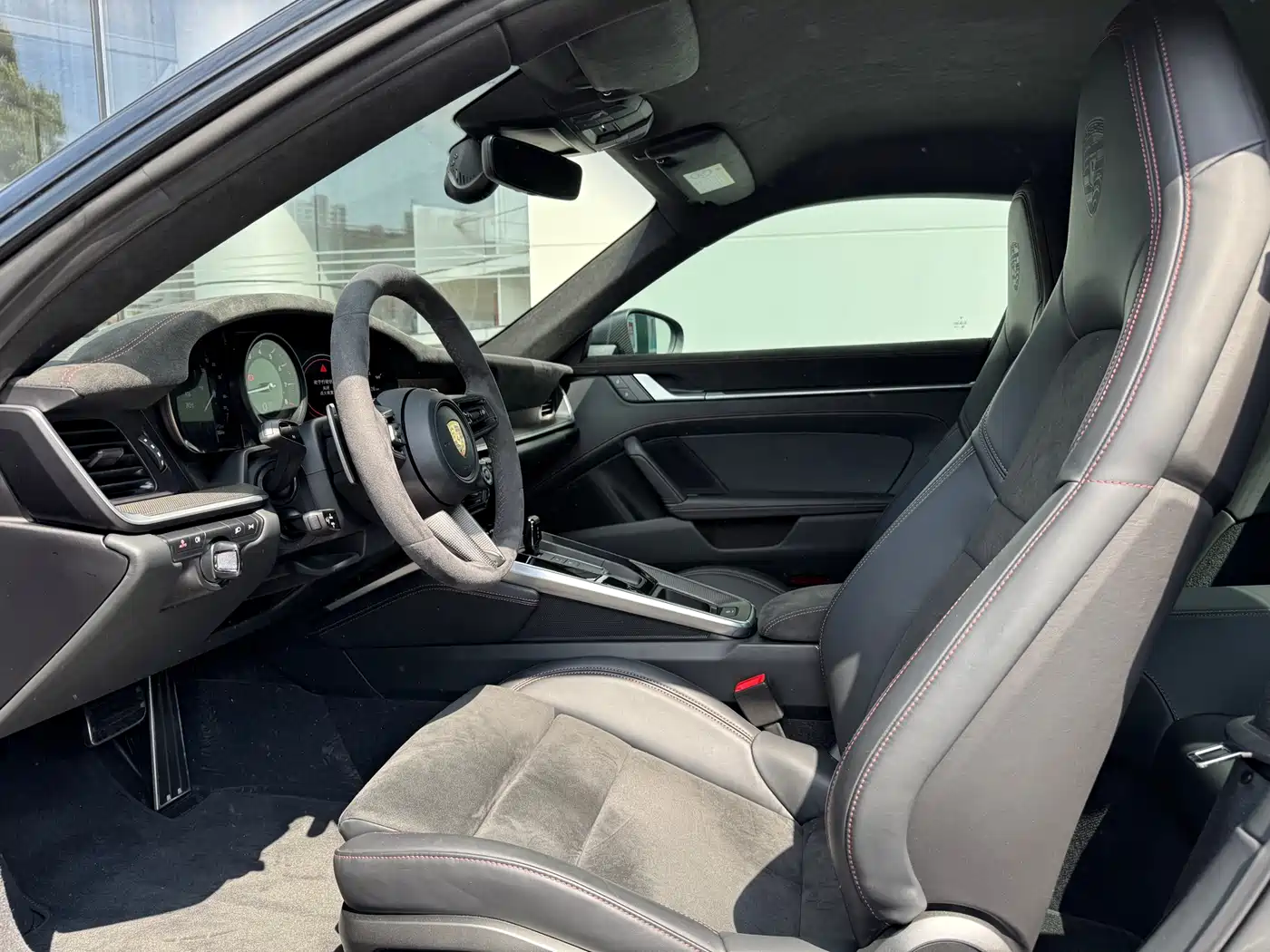 Porsche 911 2023 Carrera 3.0T фото 16