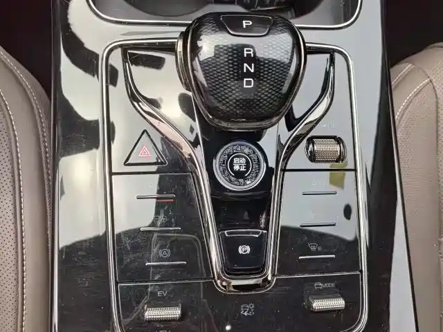 BYD Han 2025 DM-i Smart Driving Edition 125KM LiDAR Flagship фото 14