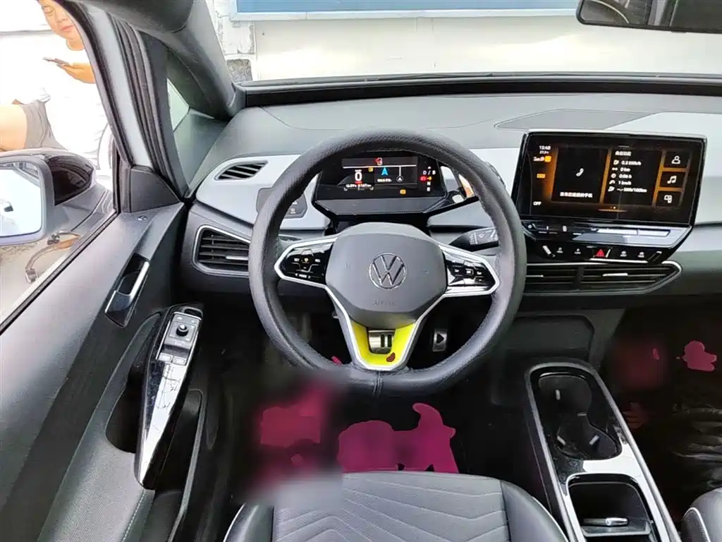 Volkswagen ID.3 2023 Upgraded Pure Intelligence Edition фото 11