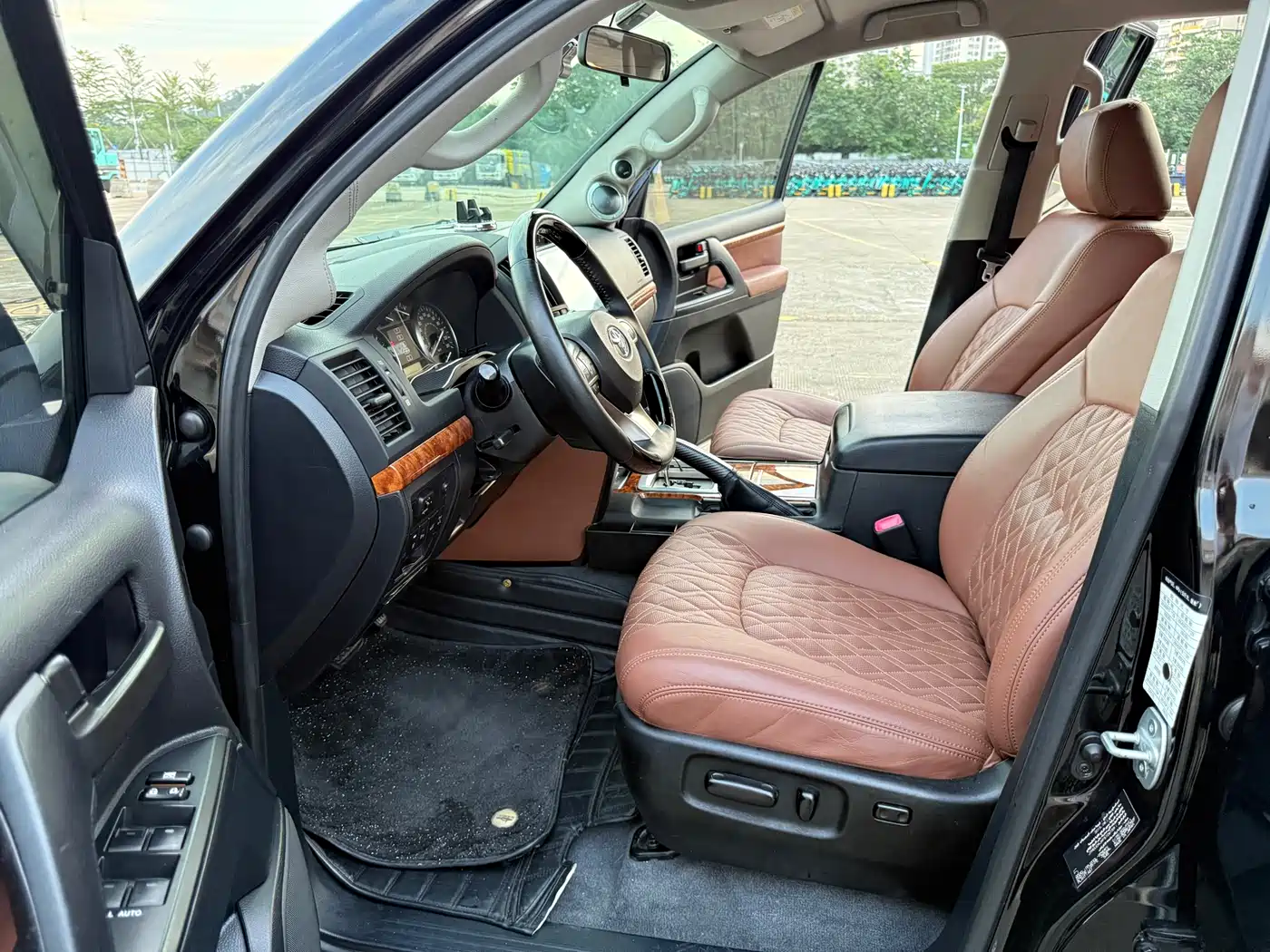 Toyota Land Cruiser (Import) 2016 2015 4.0L V6 Middle East Limited Edition