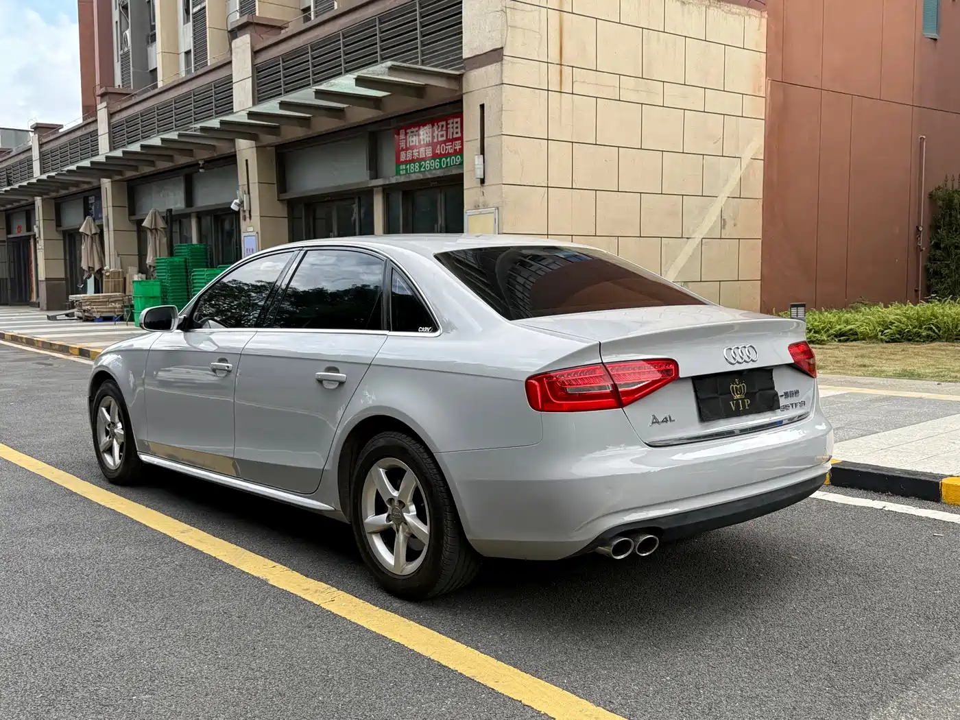 Audi A4L 2016 35 TFSI Automatic Standard фото 8