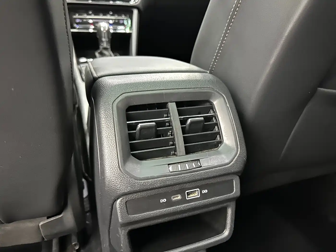 Volkswagen Tharu, миниатюра 16
