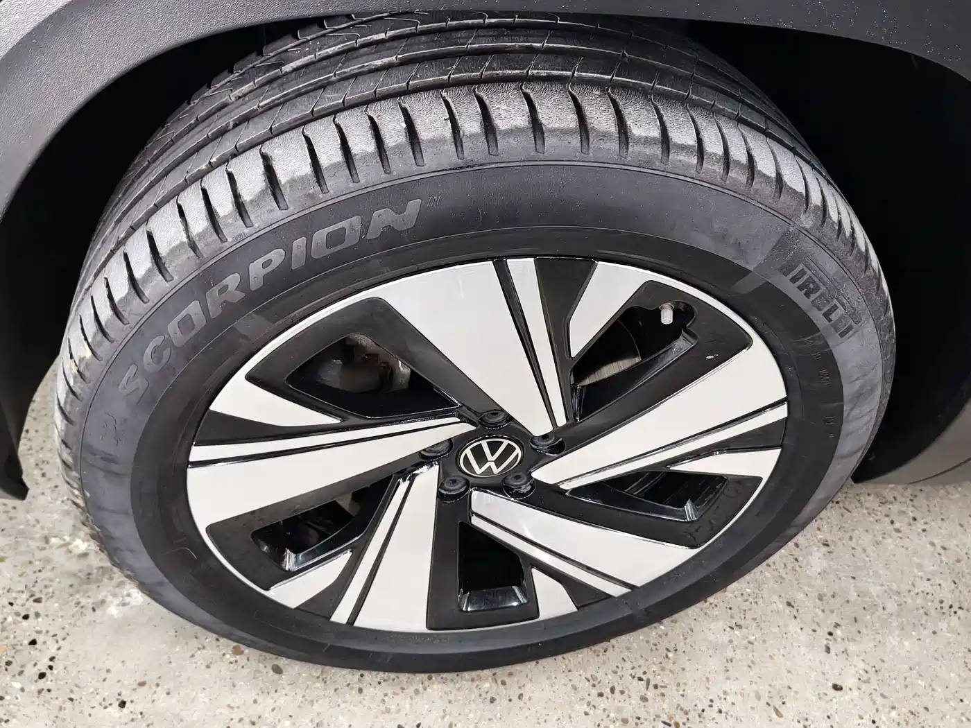 Photo 8 - Volkswagen Teramont