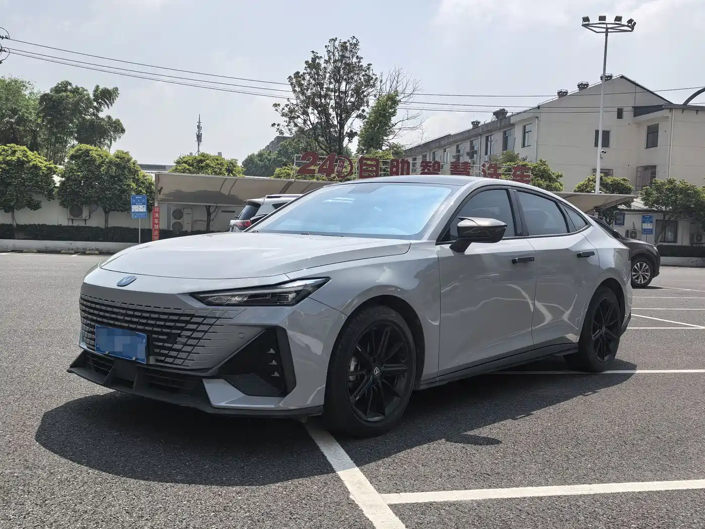 CHANGAN UNI-V