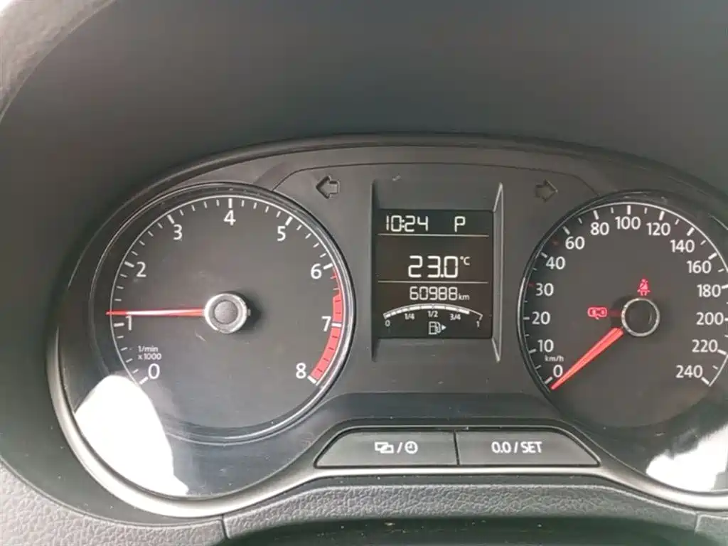 Volkswagen Polo 2018 1.5L Auto Safe Drive фото 12