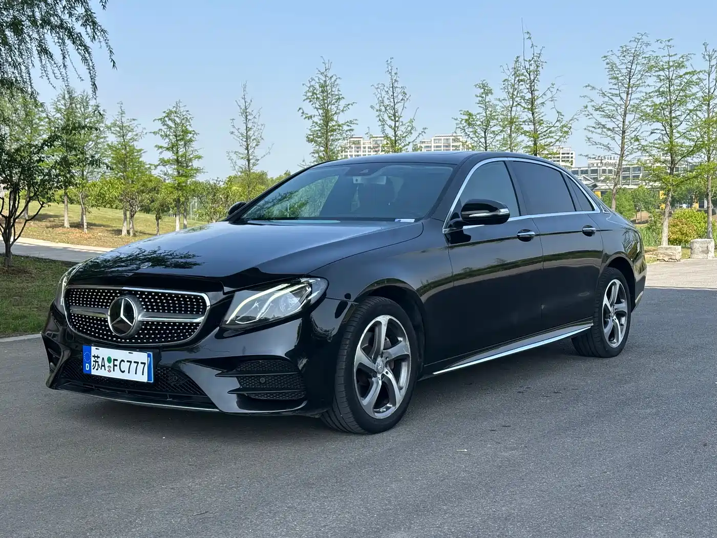 Mercedes-Benz E-Class 2017 E 200 L 4MATIC