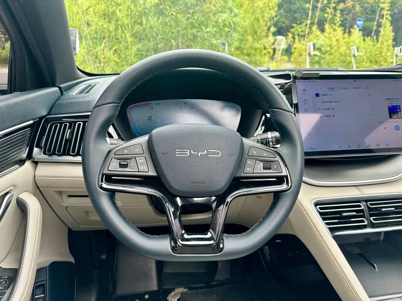 BYD Song PLUS PHEV 2023 Champion Edition DM-i 110KM Flagship фото 20