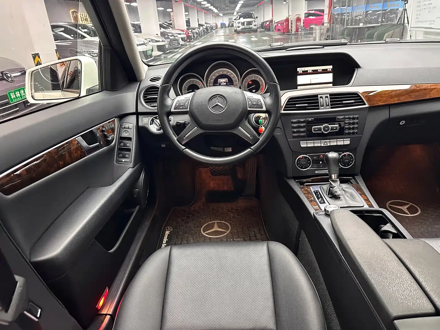 Mercedes-Benz C-Class 2013 C 260 Elegance Grand Edition фото 15