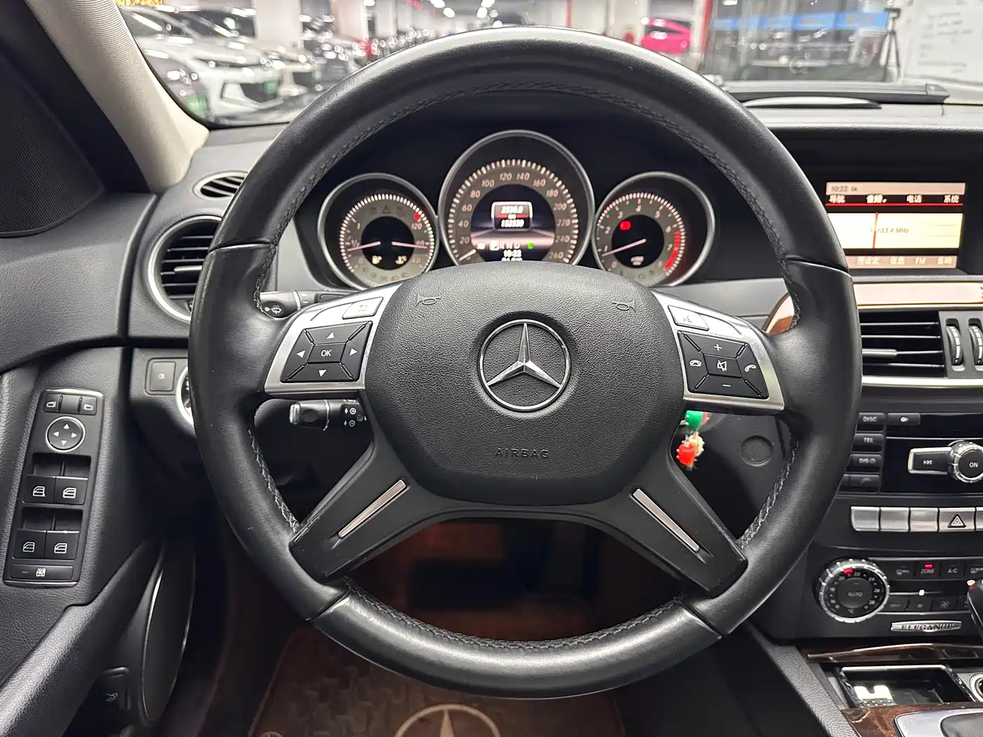Mercedes-Benz C-Class 2013 C 260 Elegance Grand Edition фото 11