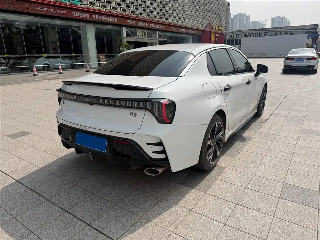 Lynk & Co 03 2023 1.5TD DCT Power Pro фото 7