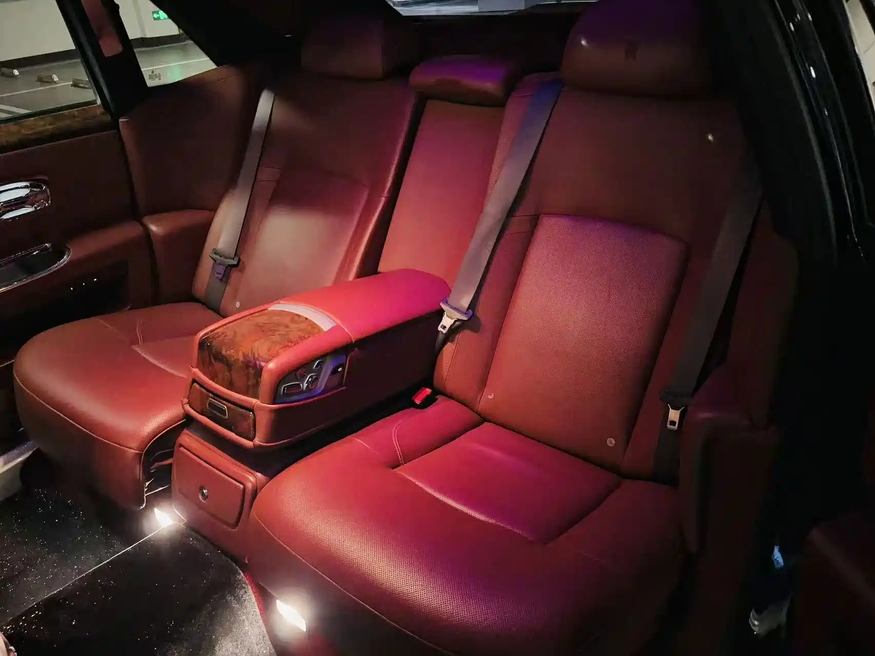 Фото 9 - Rolls-Royce Ghost