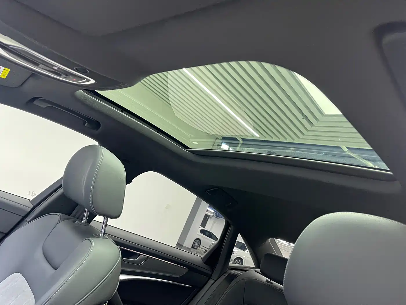 Audi A6L 2023 Facelift 40 TFSI Luxury Dynamic фото 15