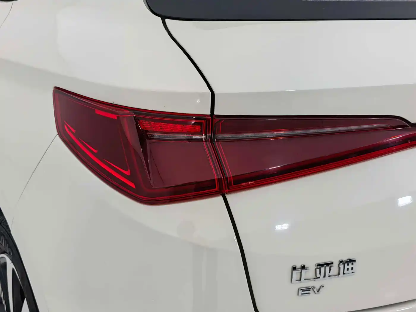 BYD e2 2024 2023 Luxury Model