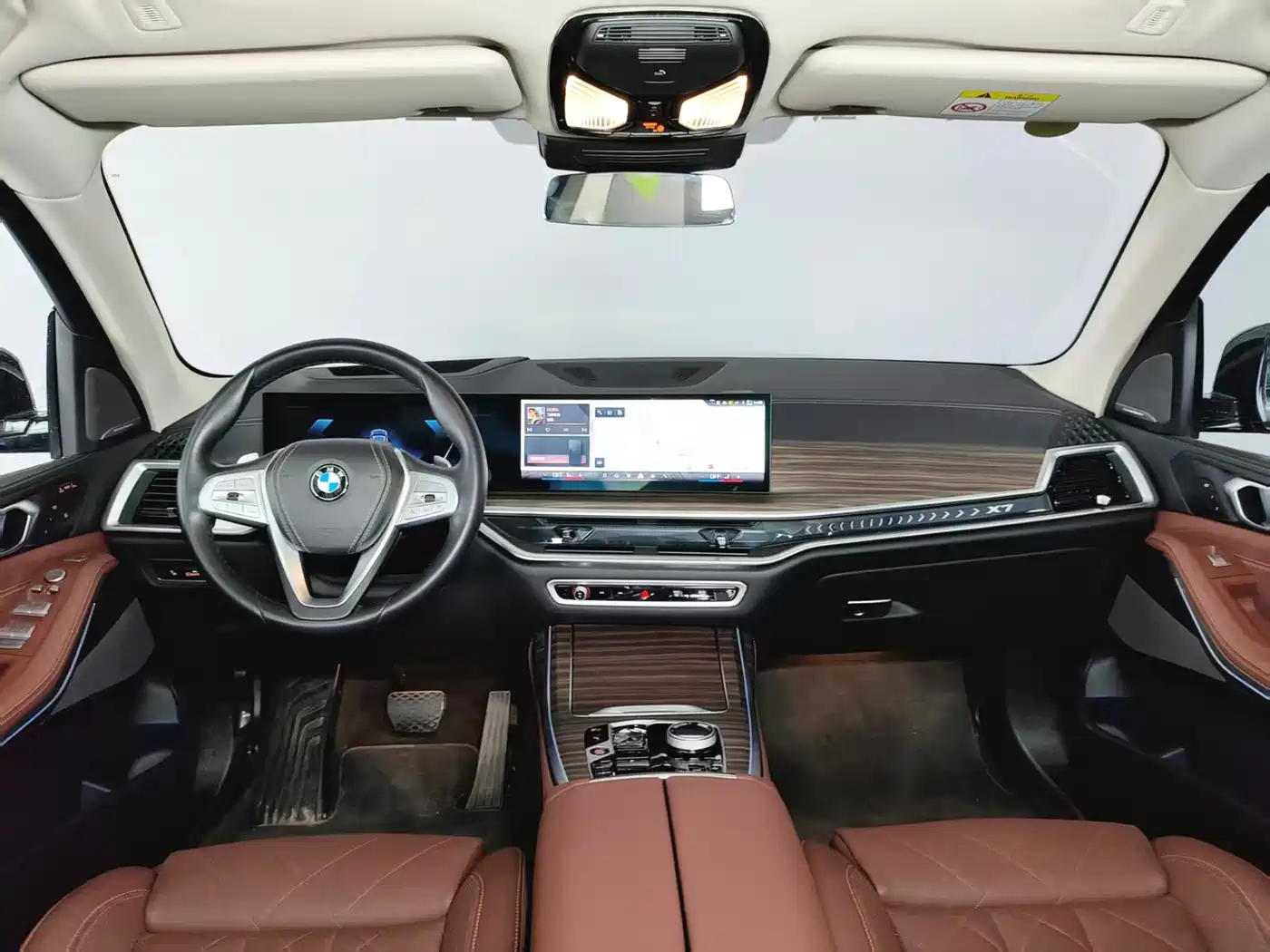 BMW X7 2025 2024 xDrive40i Leading Luxury Package