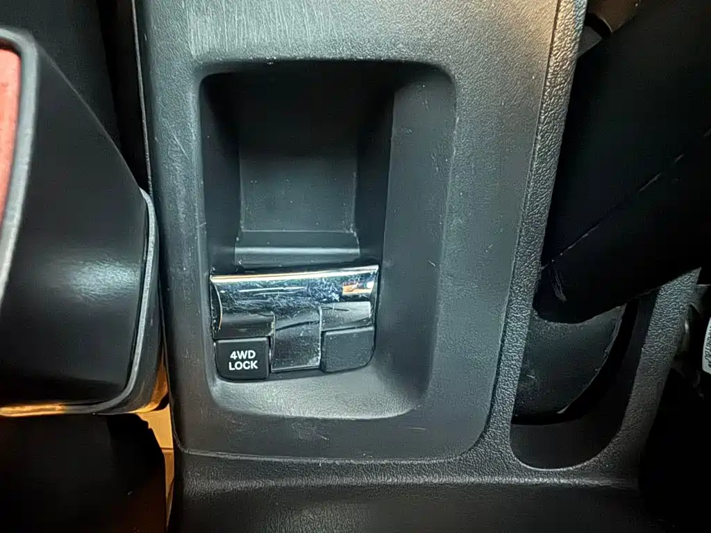 Jeep Compass (Import) 2015 2014 Facelift 2.4L 4WD Comfort Edition