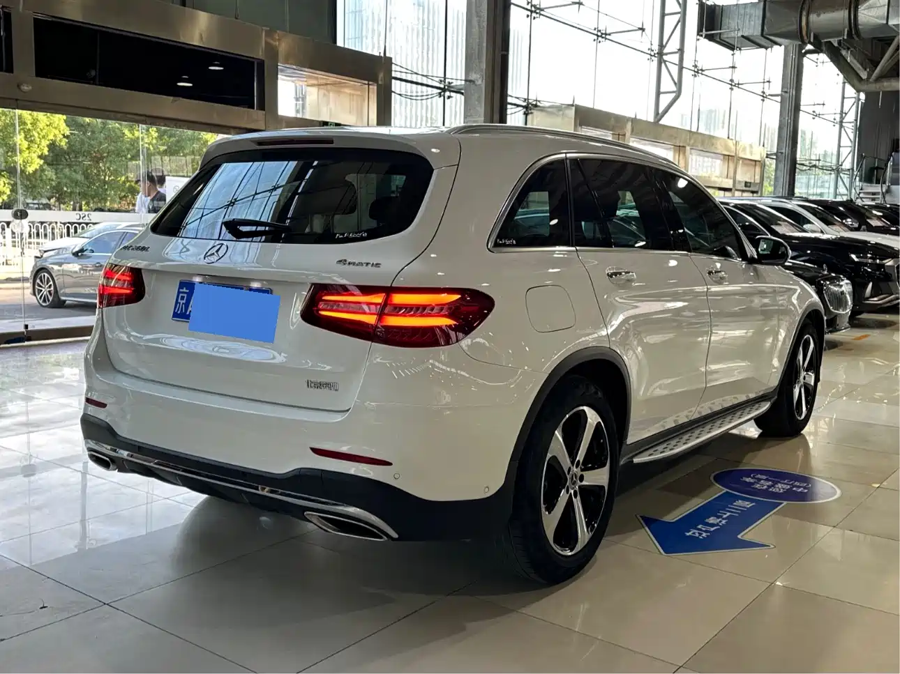 Mercedes-Benz GLC 2019 GLC 260 L 4MATIC Luxury фото 4