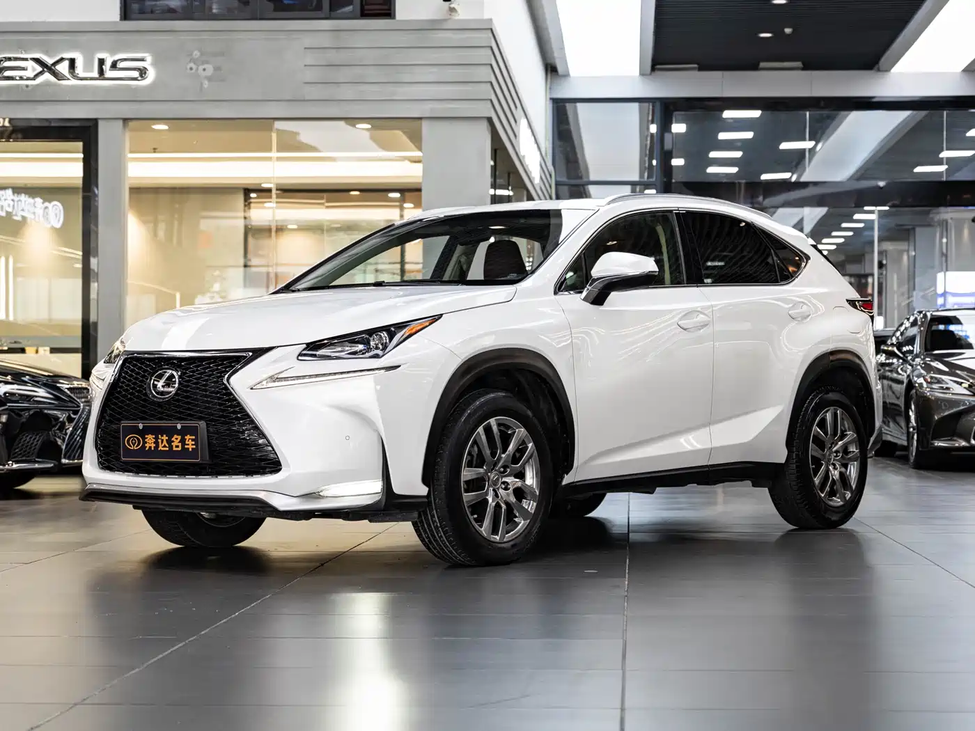 Lexus NX 2015 200t AWD F Sport