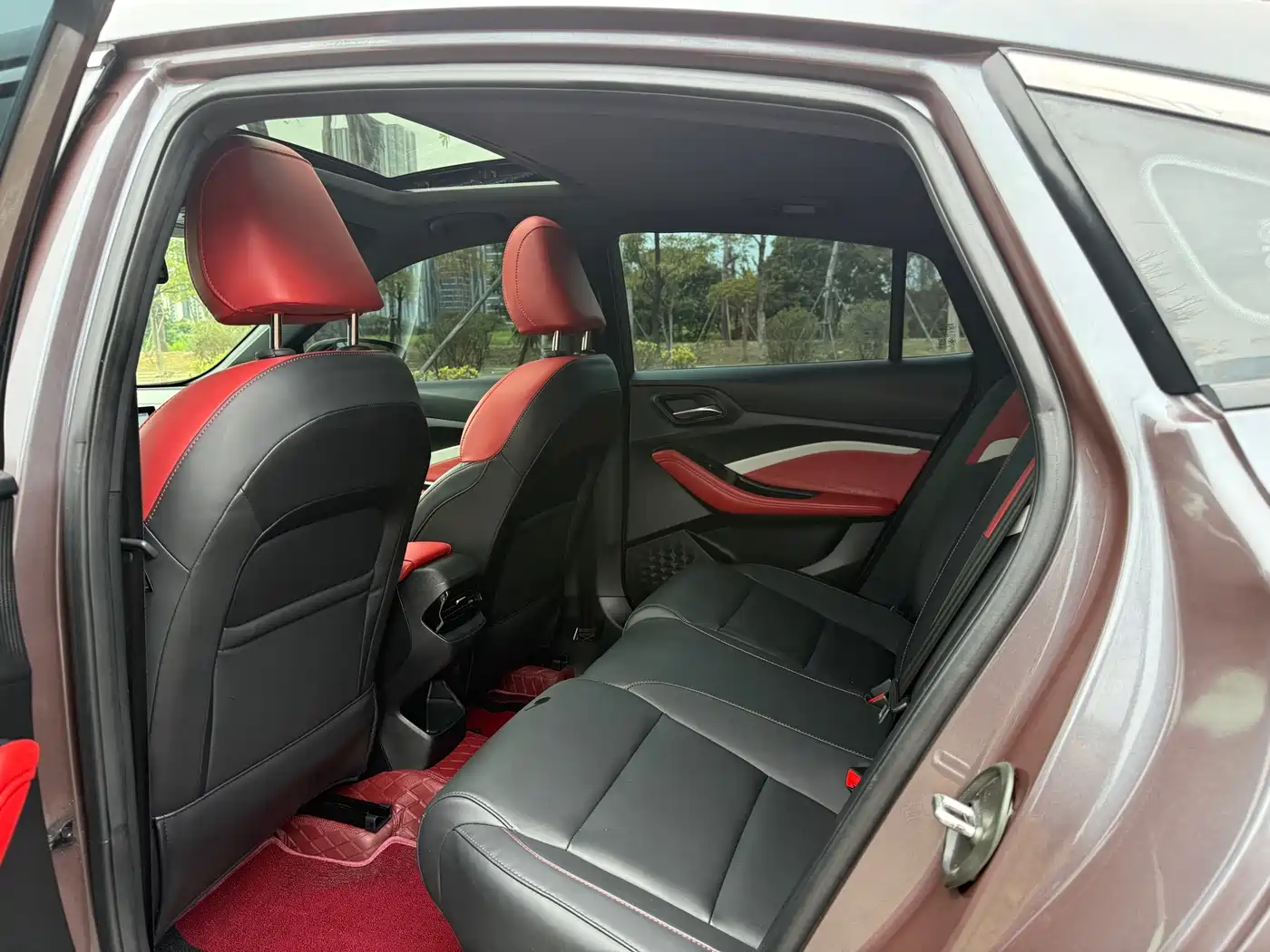 Фото 9 - MG MG5