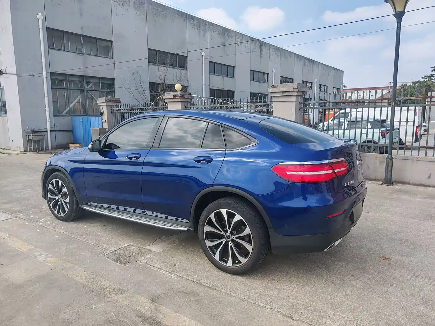 Mercedes-Benz GLC Coupe 2019 GLC 260 4MATIC Coupe SUV фото 7