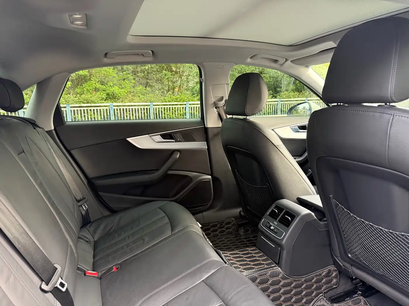 Audi A4L 2019 40 TFSI Fashion (China VI) фото 8