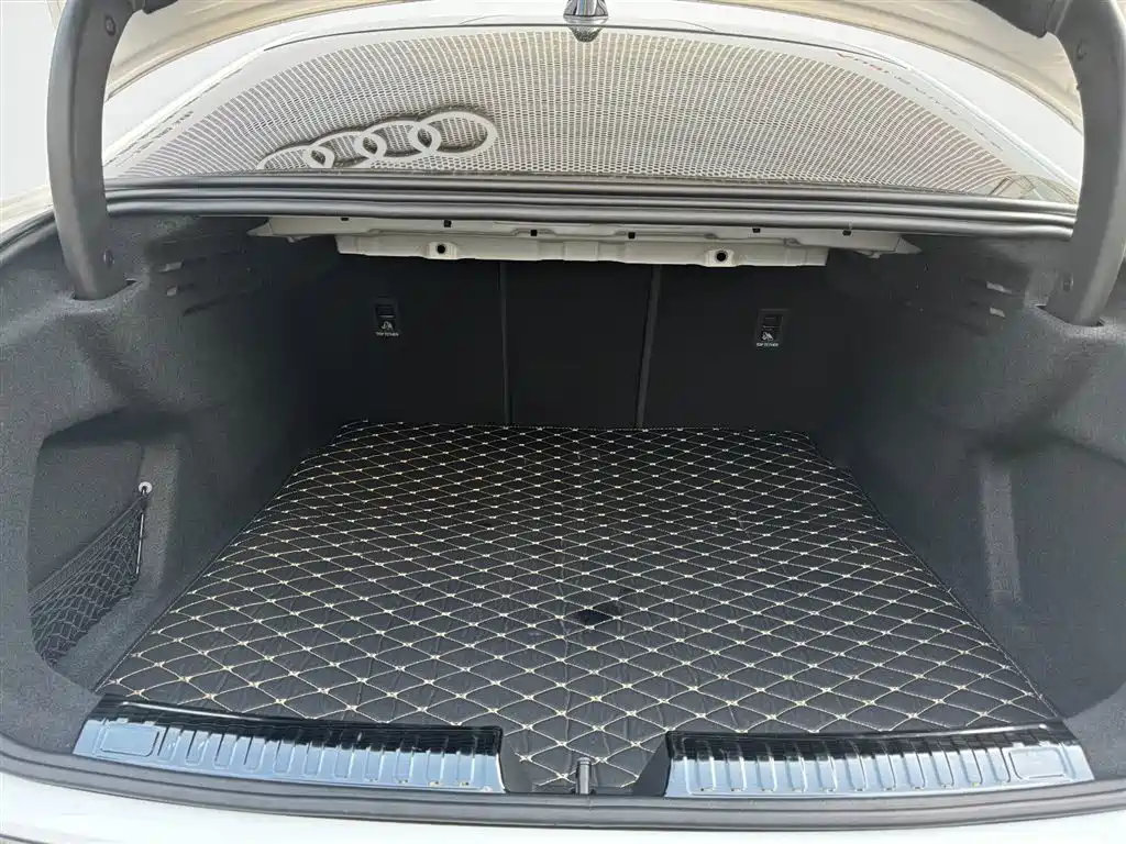 Audi A5L 2025 2.0T Sport Edition Plus фото 9