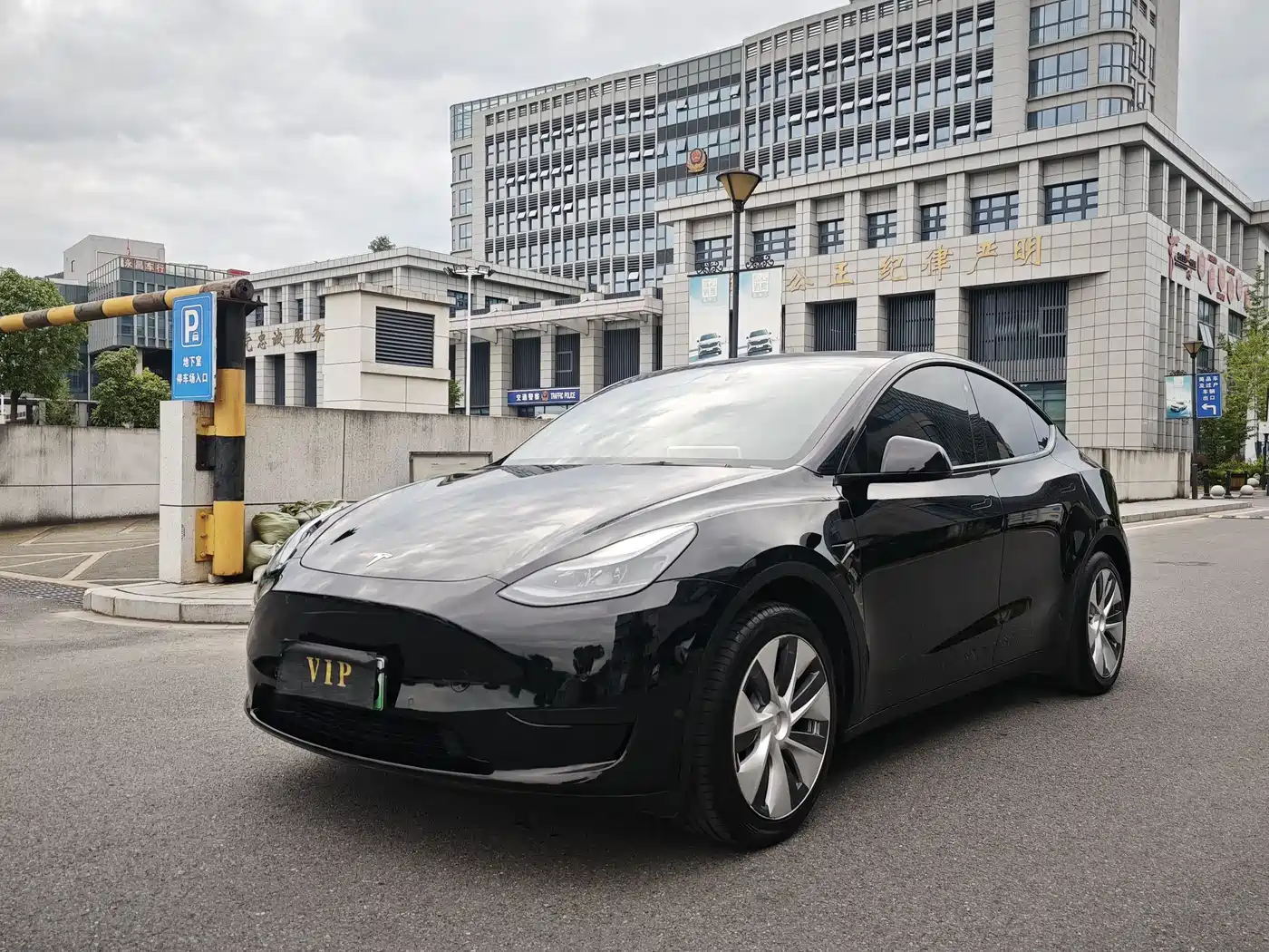 Tesla Model Y 2022 Facelift Rear-Wheel Drive Version