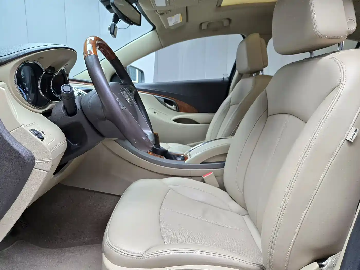 Buick LaCrosse 2012 2.4L SIDI Premium Edition фото 4