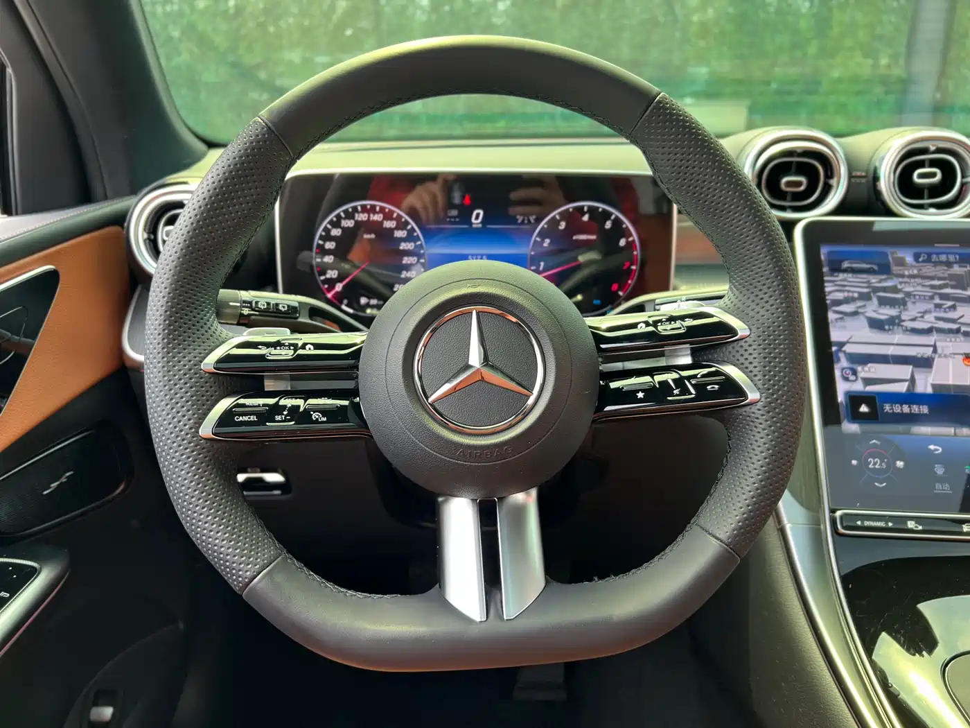 Mercedes-Benz GLC 2024 GLC 260 L 4MATIC Luxury 5-seater фото 17