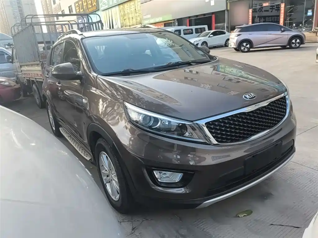 Kia Sportage 2015 2.0L Manual 2WD GL фото 4