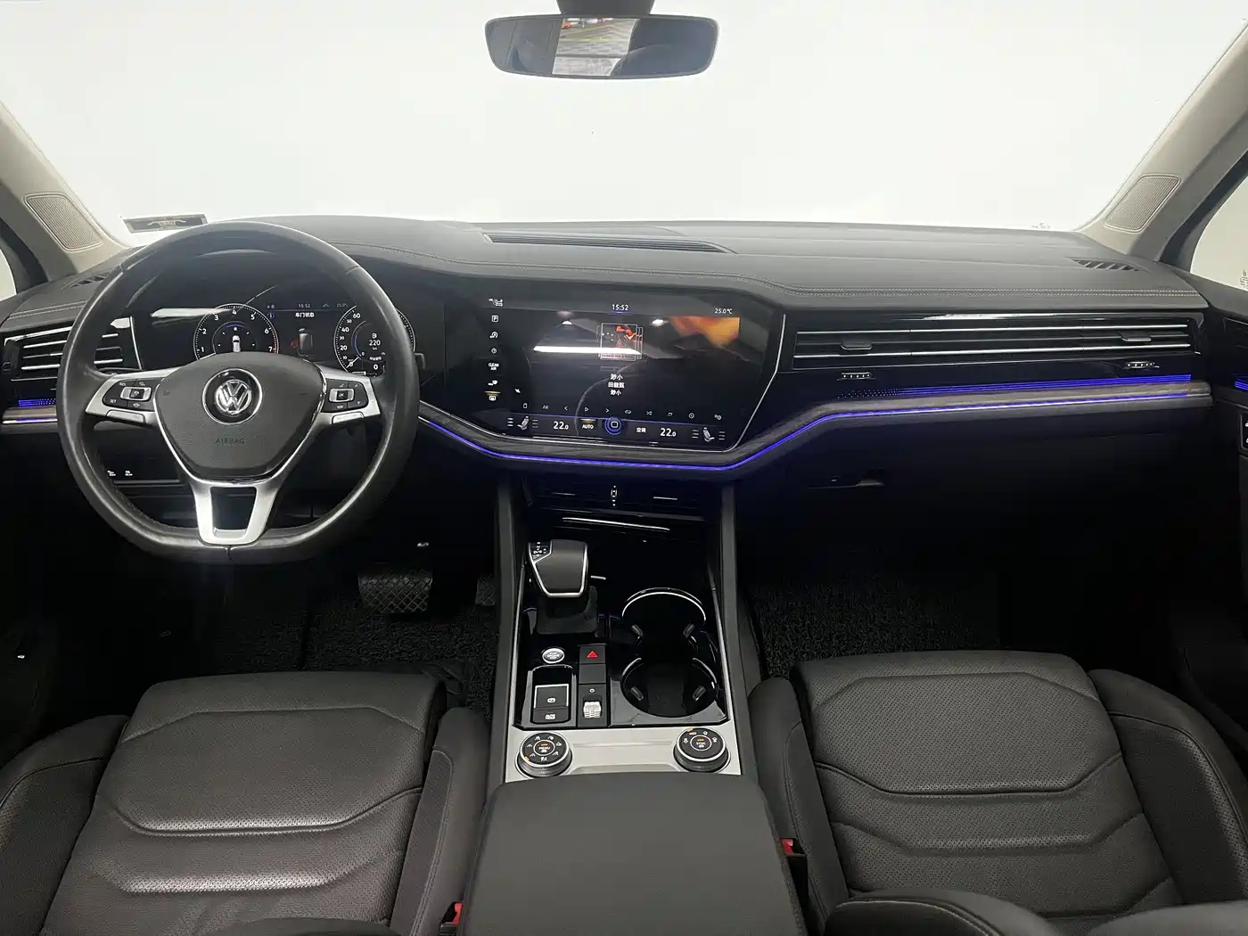 Volkswagen Touareg 2019 3.0TSI Sharp Edge Edition China V фото 8