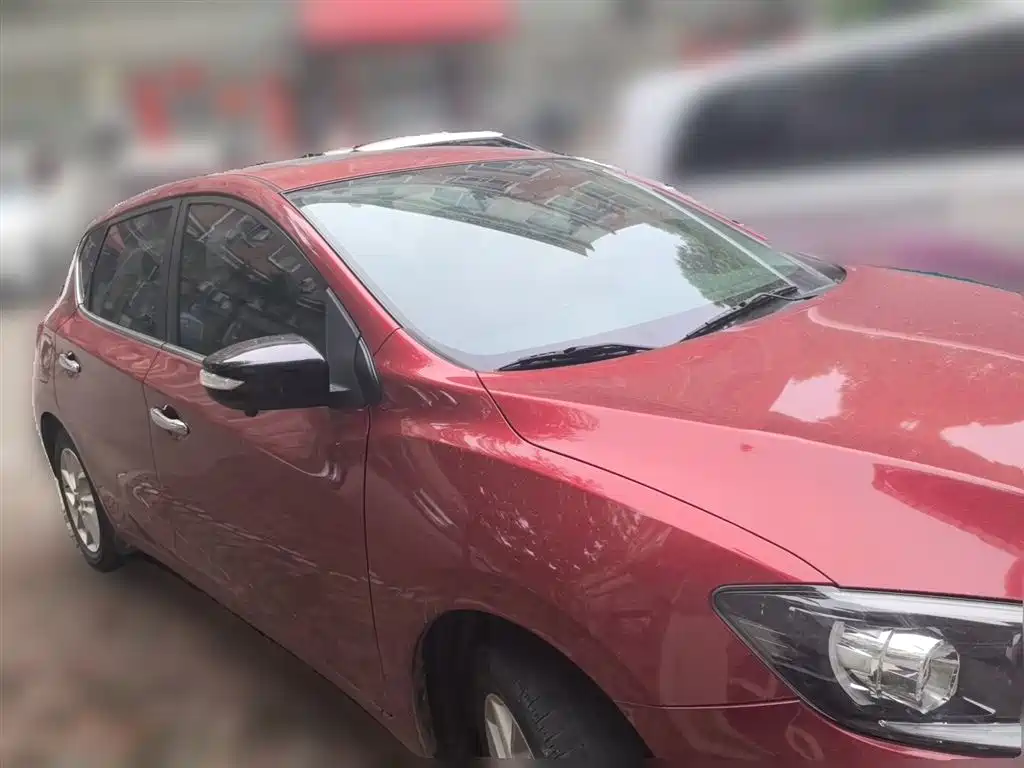 Nissan Tiida, миниатюра 8