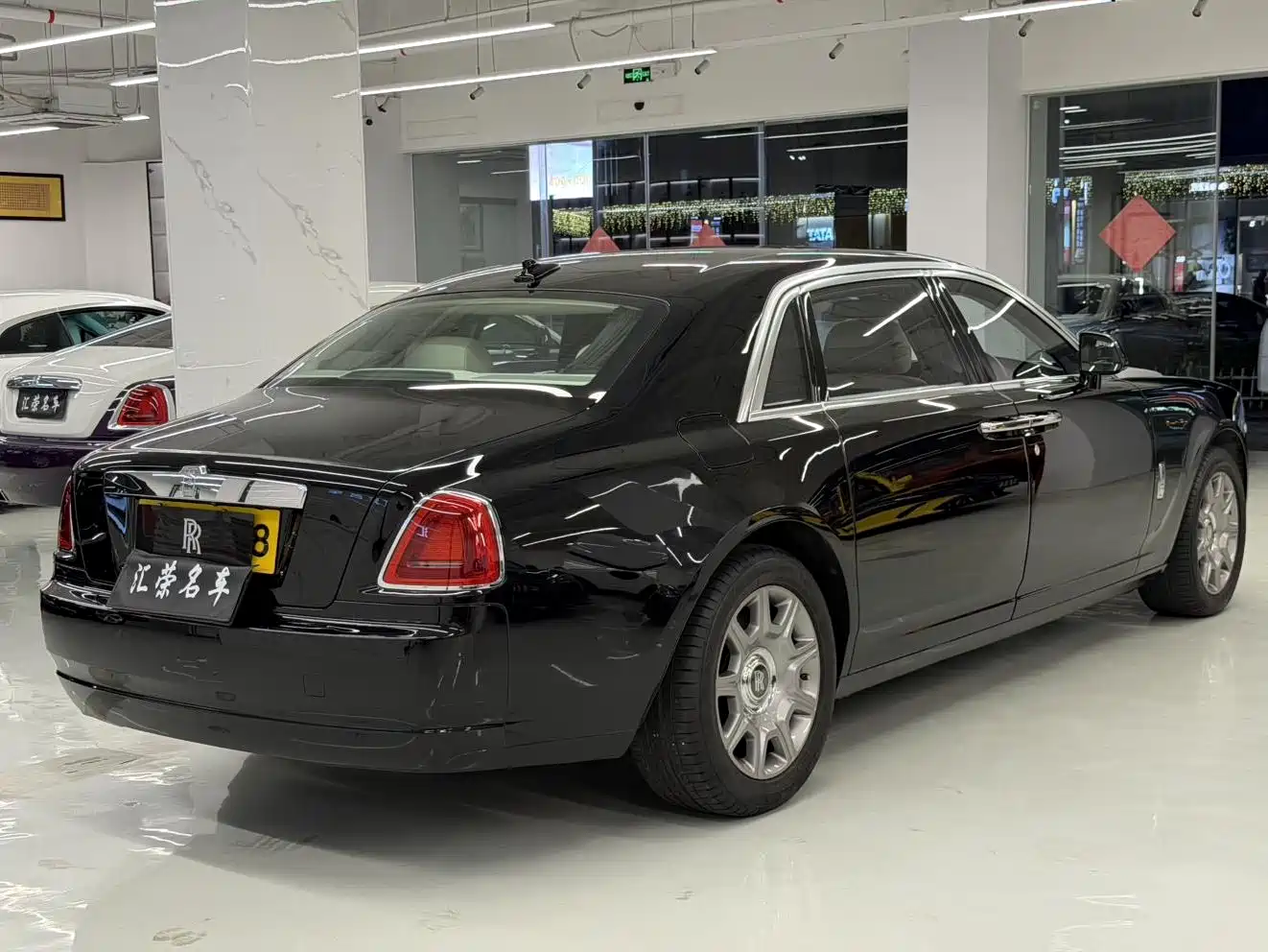 Фото 18 - Rolls-Royce Ghost