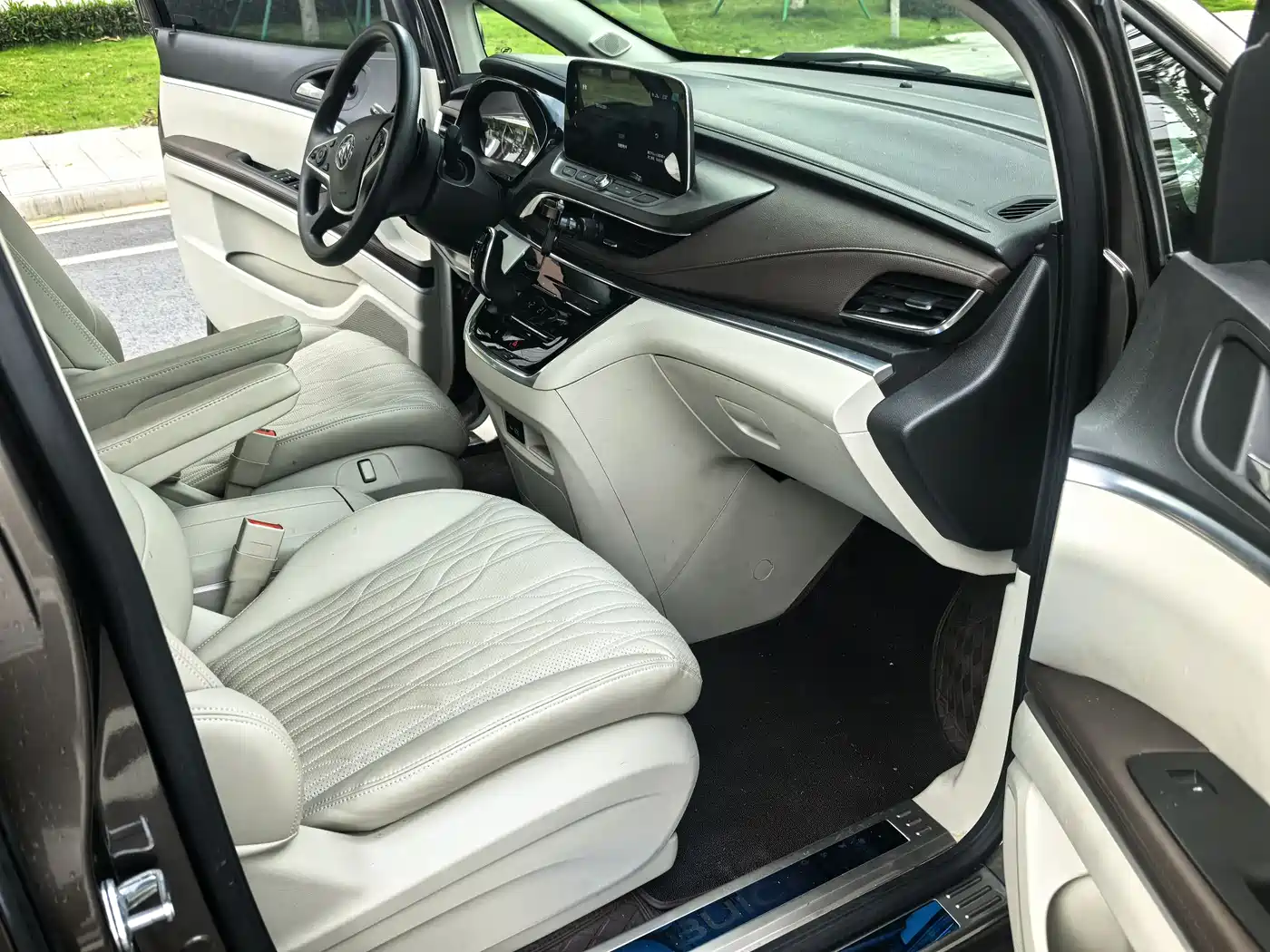 Buick GL8 2023 Model Land Business Class Smart фото 11